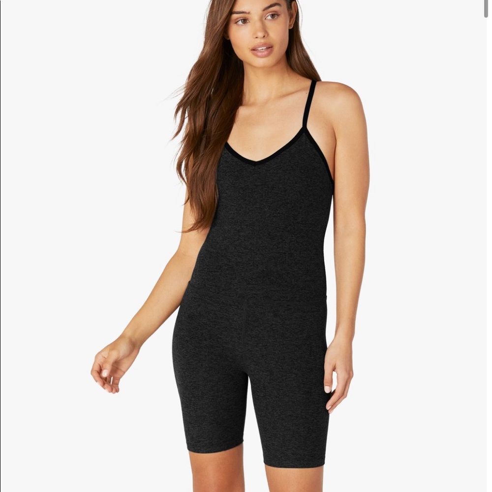 NWT !! Beyond Yoga Elevation Biker Bodysuit